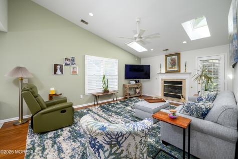 2324 N Chanticleer Court Toms River NJ 08755