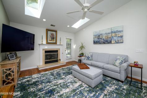 2324 N Chanticleer Court Toms River NJ 08755