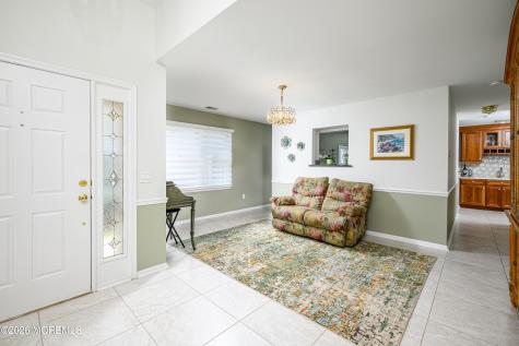 2324 N Chanticleer Court Toms River NJ 08755