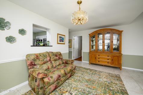 2324 N Chanticleer Court Toms River NJ 08755