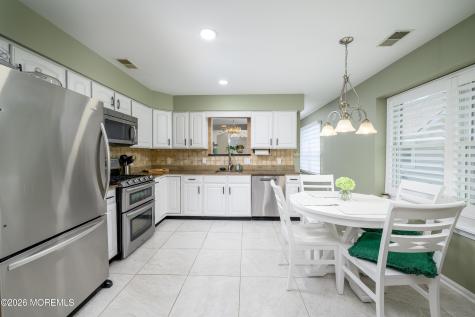 2324 N Chanticleer Court Toms River NJ 08755