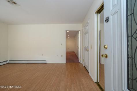 27 Bahamia Drive Toms River NJ 08757