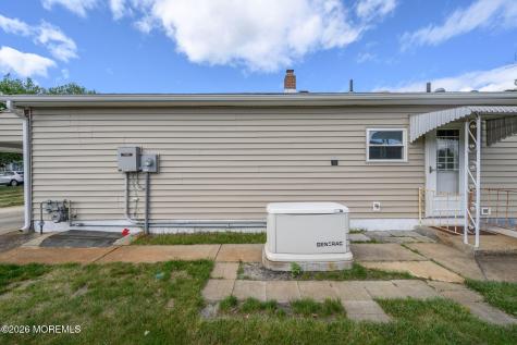 27 Bahamia Drive Toms River NJ 08757