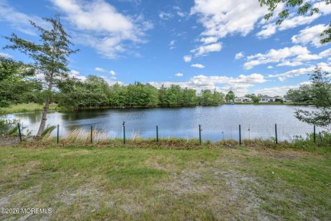 27 Bahamia Drive Toms River NJ 08757