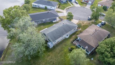 27 Bahamia Drive Toms River NJ 08757
