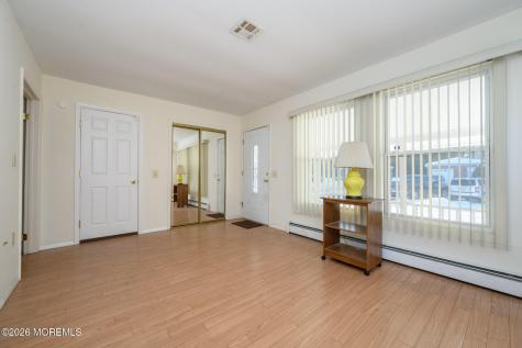 27 Bahamia Drive Toms River NJ 08757