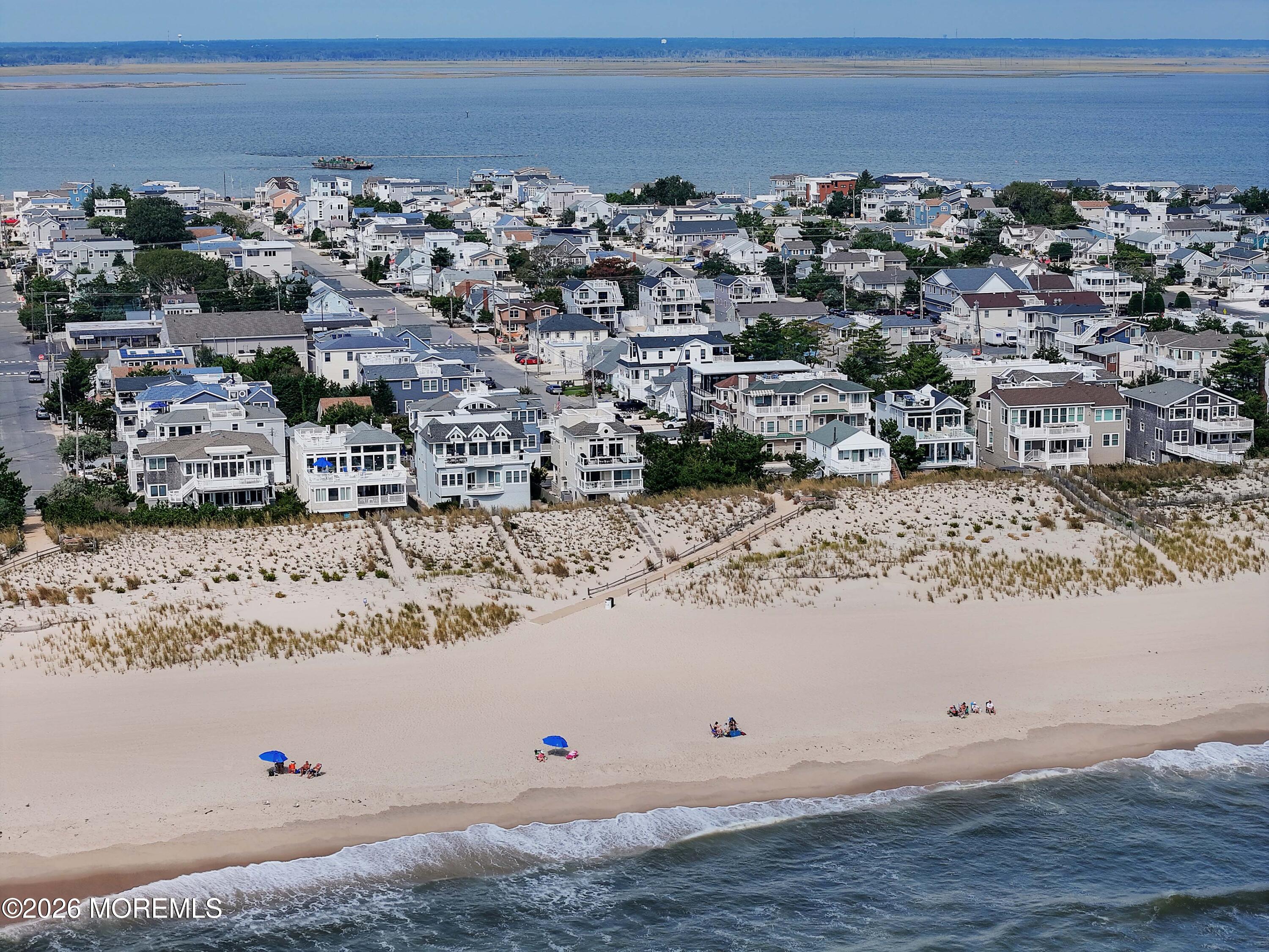 36 16th Street Surf City NJ 08008