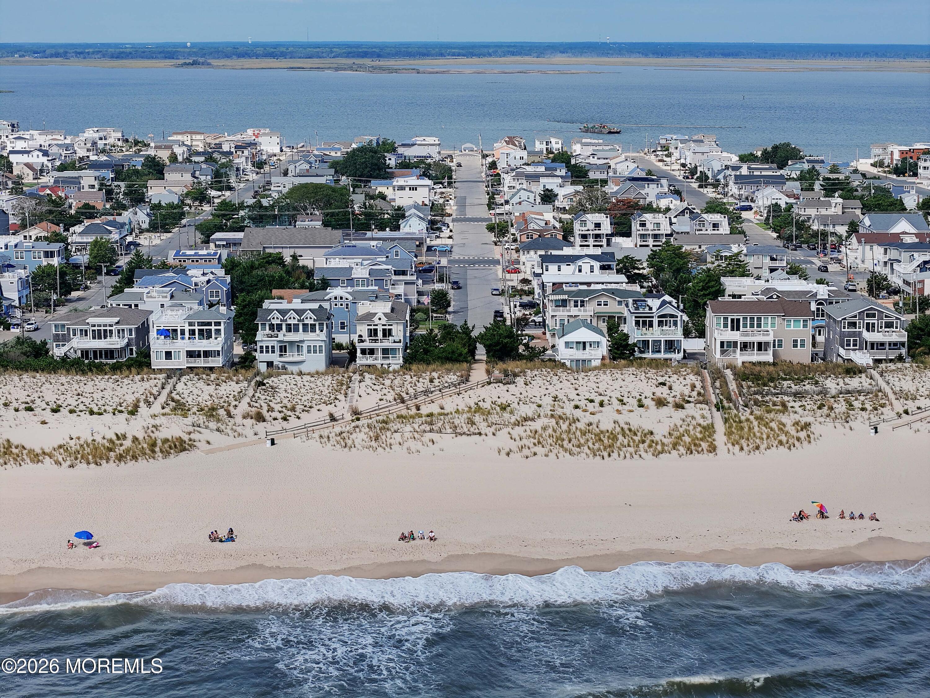 36 16th Street Surf City NJ 08008