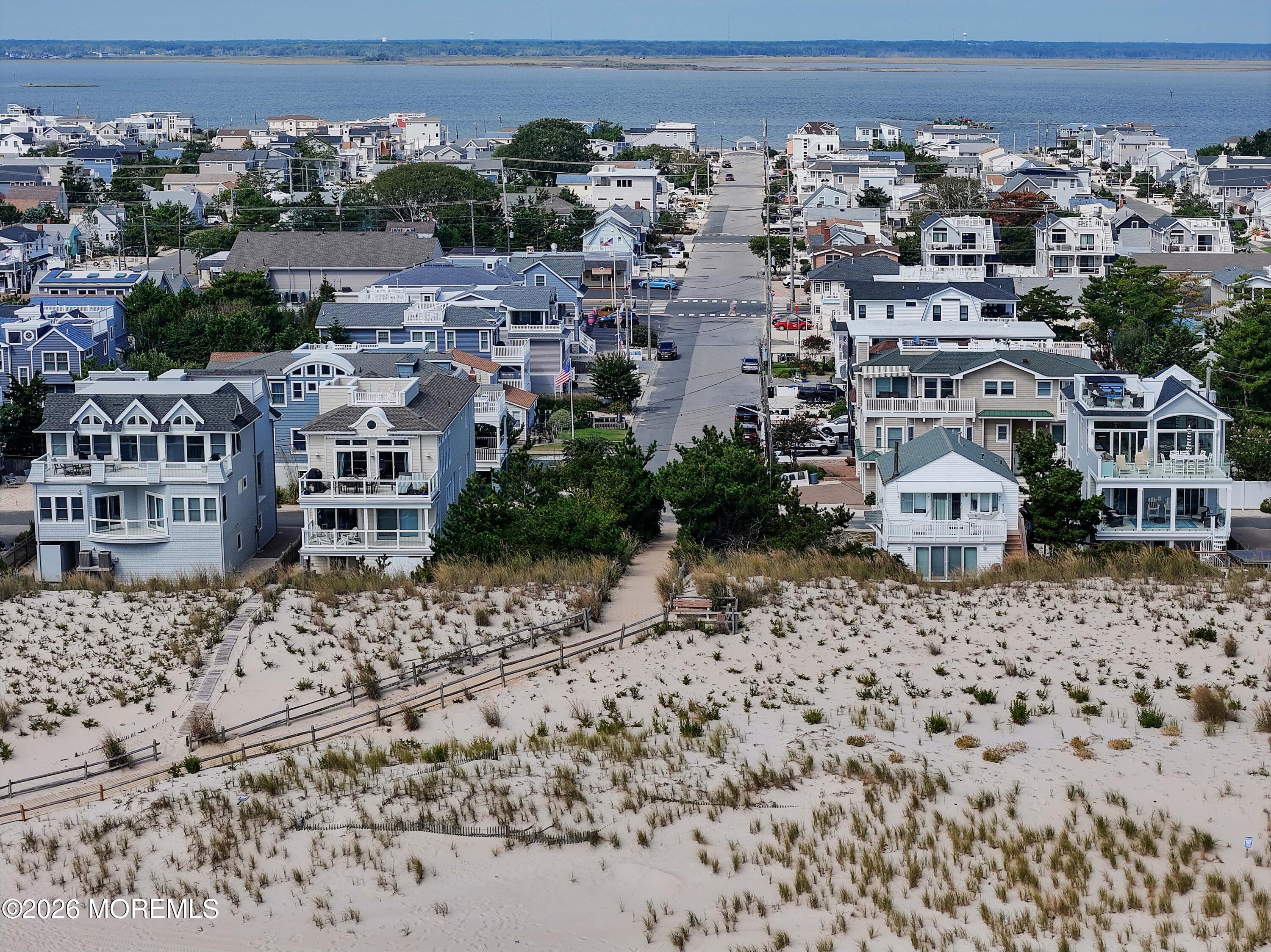36 16th Street Surf City NJ 08008