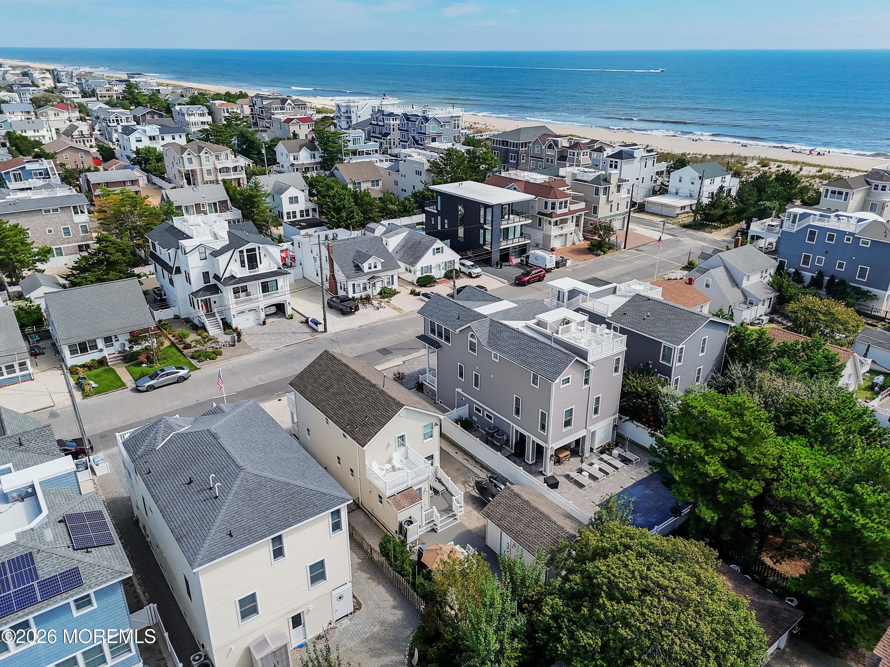 36 16th Street Surf City NJ 08008