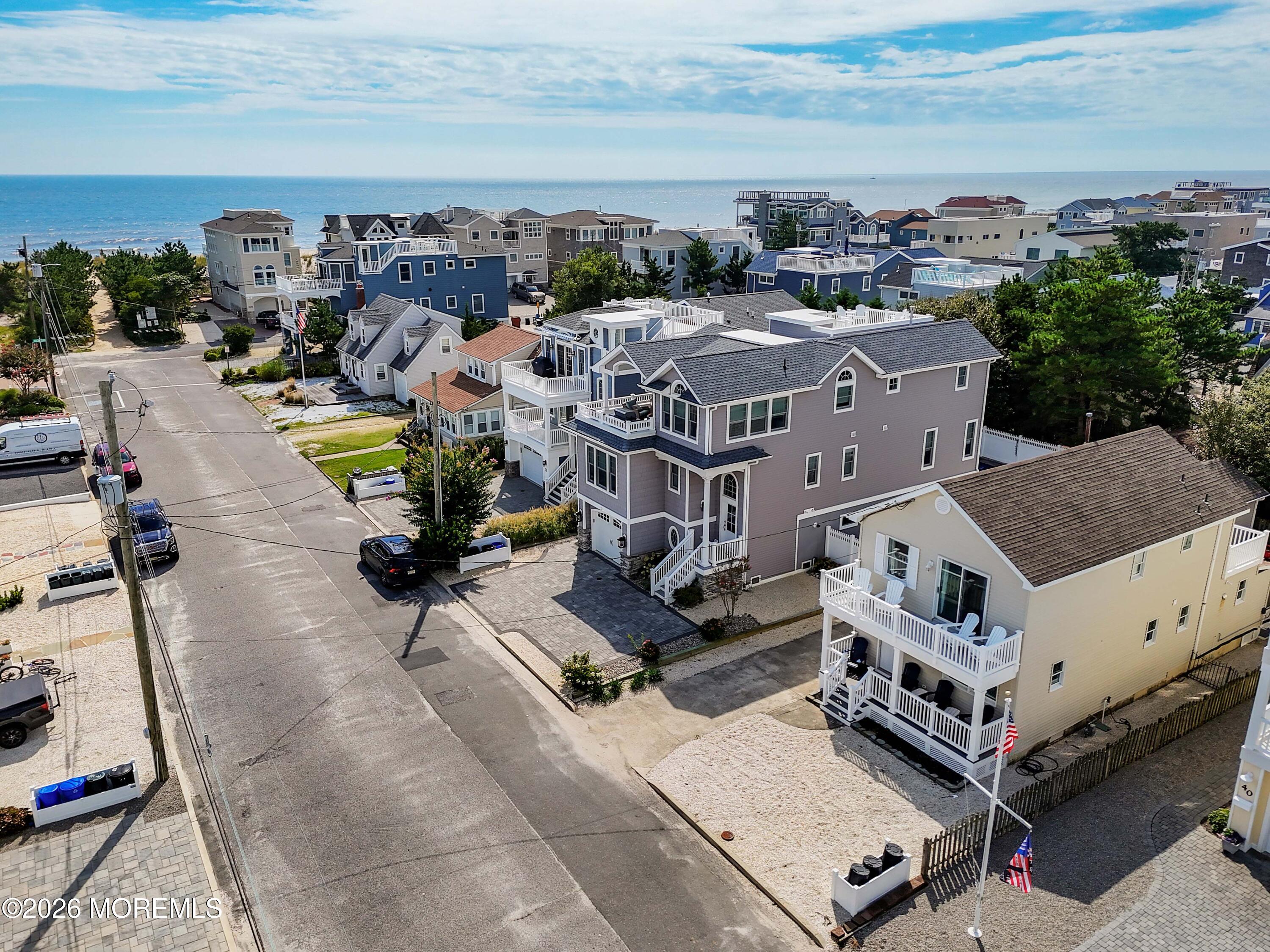 36 16th Street Surf City NJ 08008