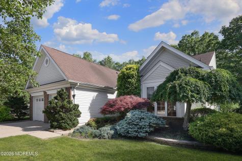 7 Oakhill Court Jackson NJ 08527