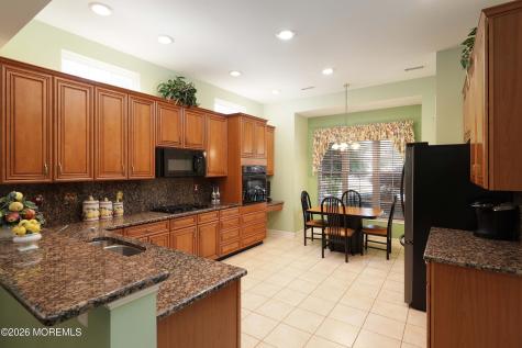 7 Oakhill Court Jackson NJ 08527