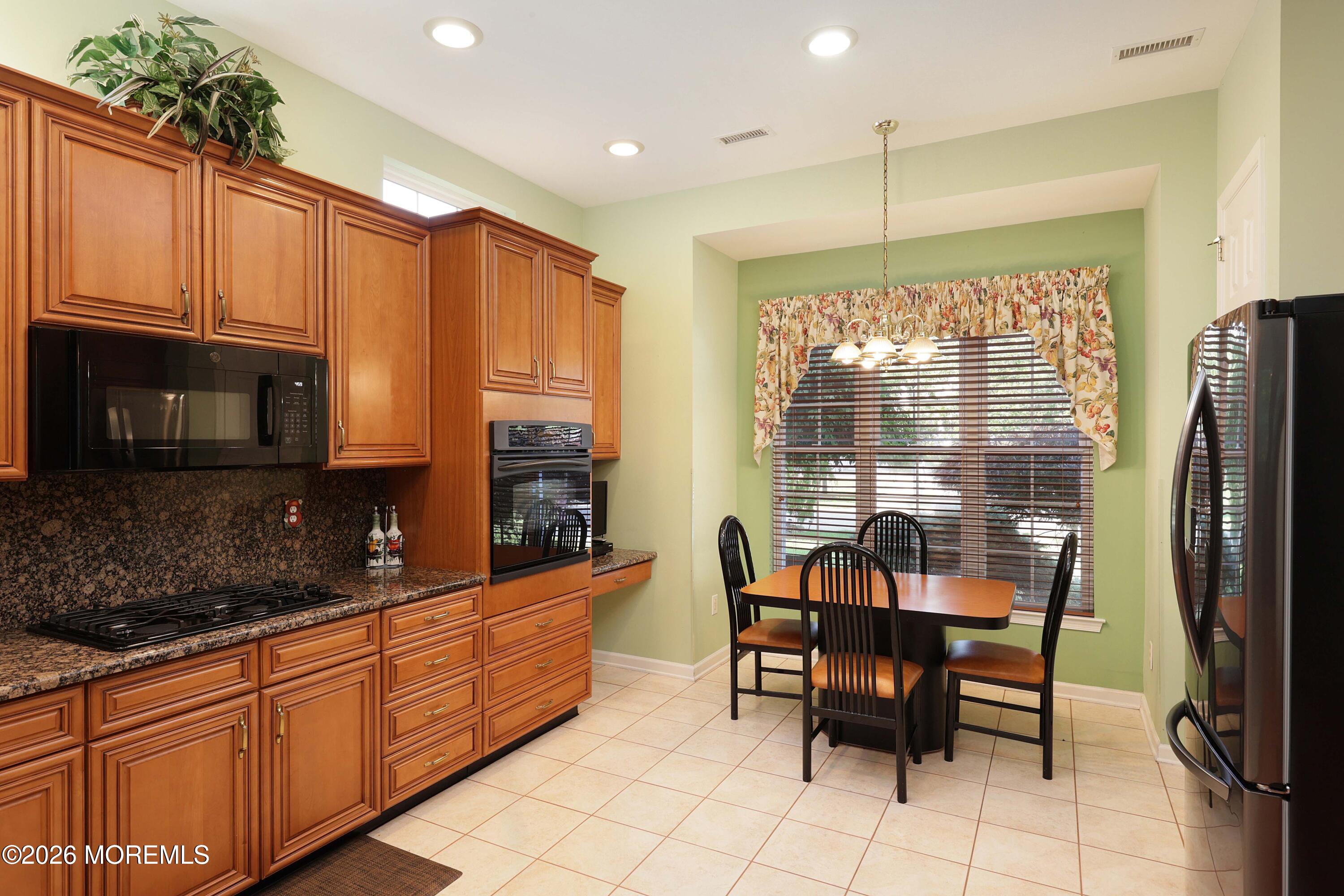 7 Oakhill Court Jackson NJ 08527