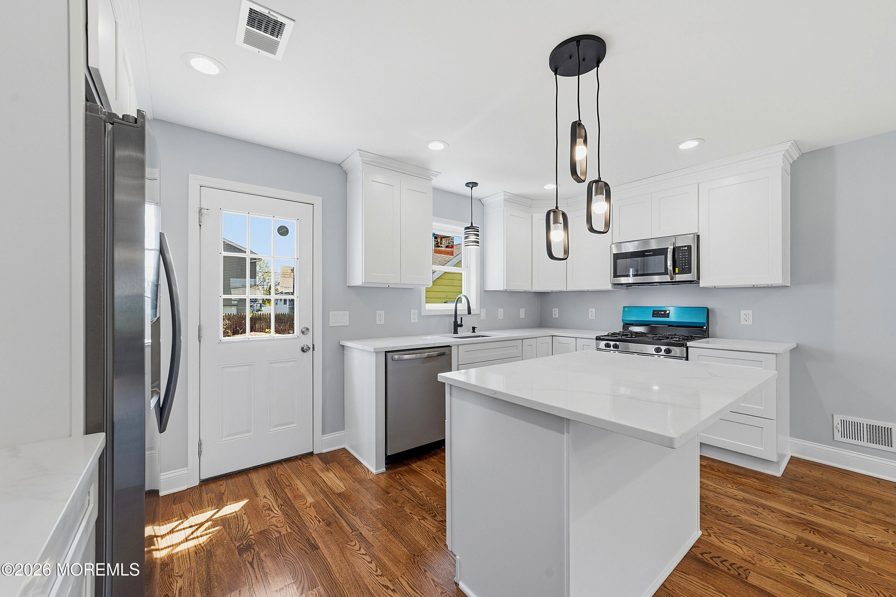270 Alpine Way Laurence Harbor NJ 08879