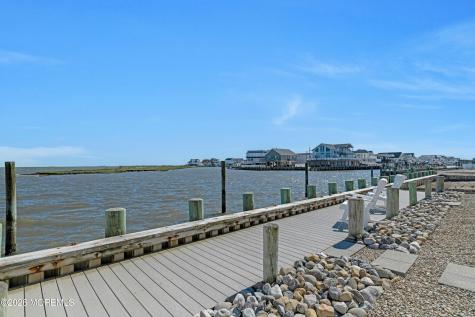 237 Heron Road Tuckerton NJ 08087