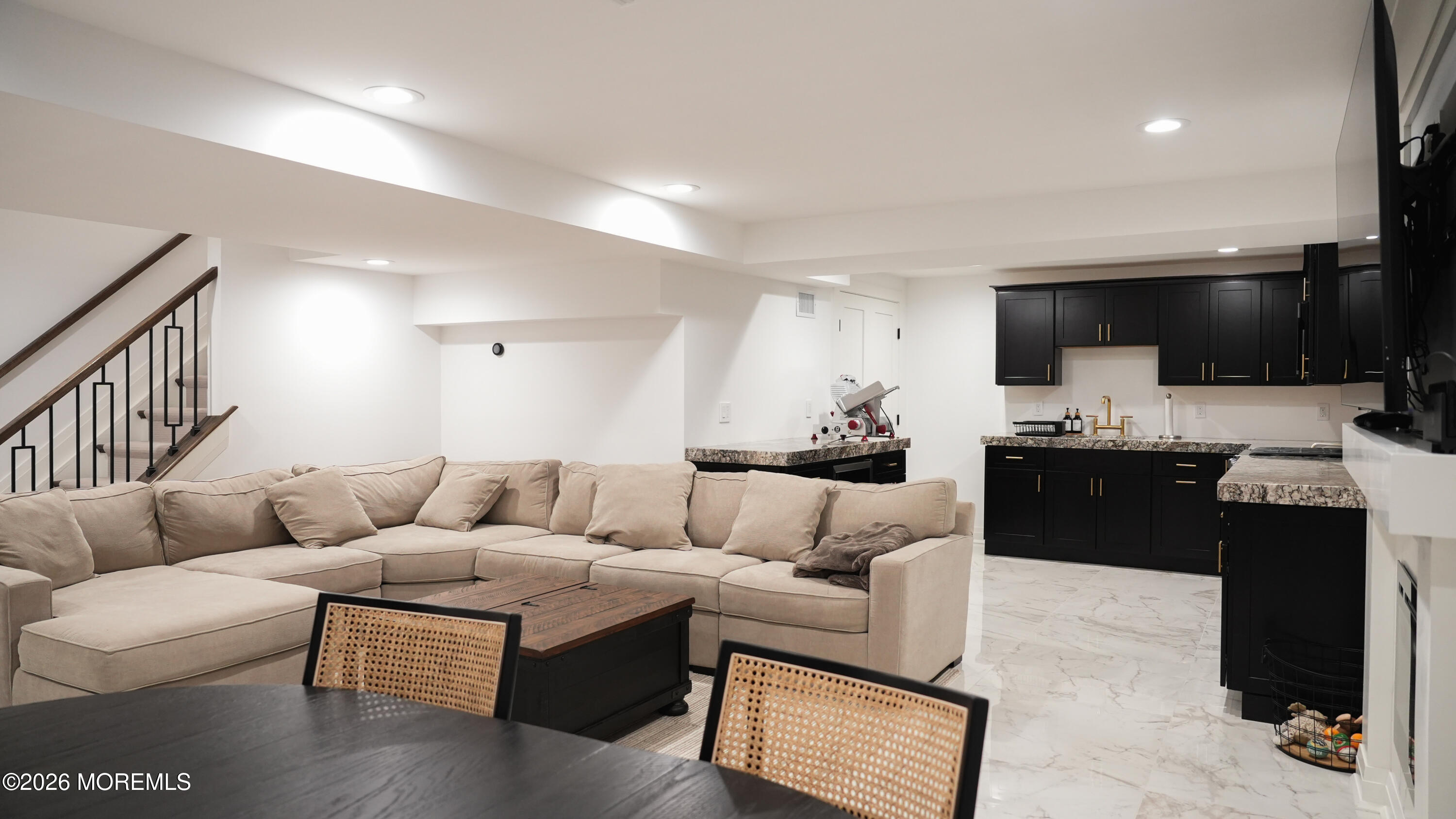 9 Wood Lake Court North Brunswick NJ 08902