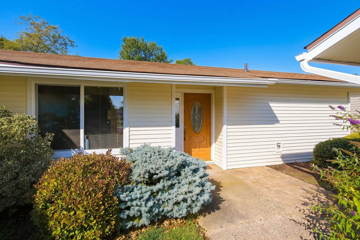 55-B Juniper Plaza Monroe NJ 08831