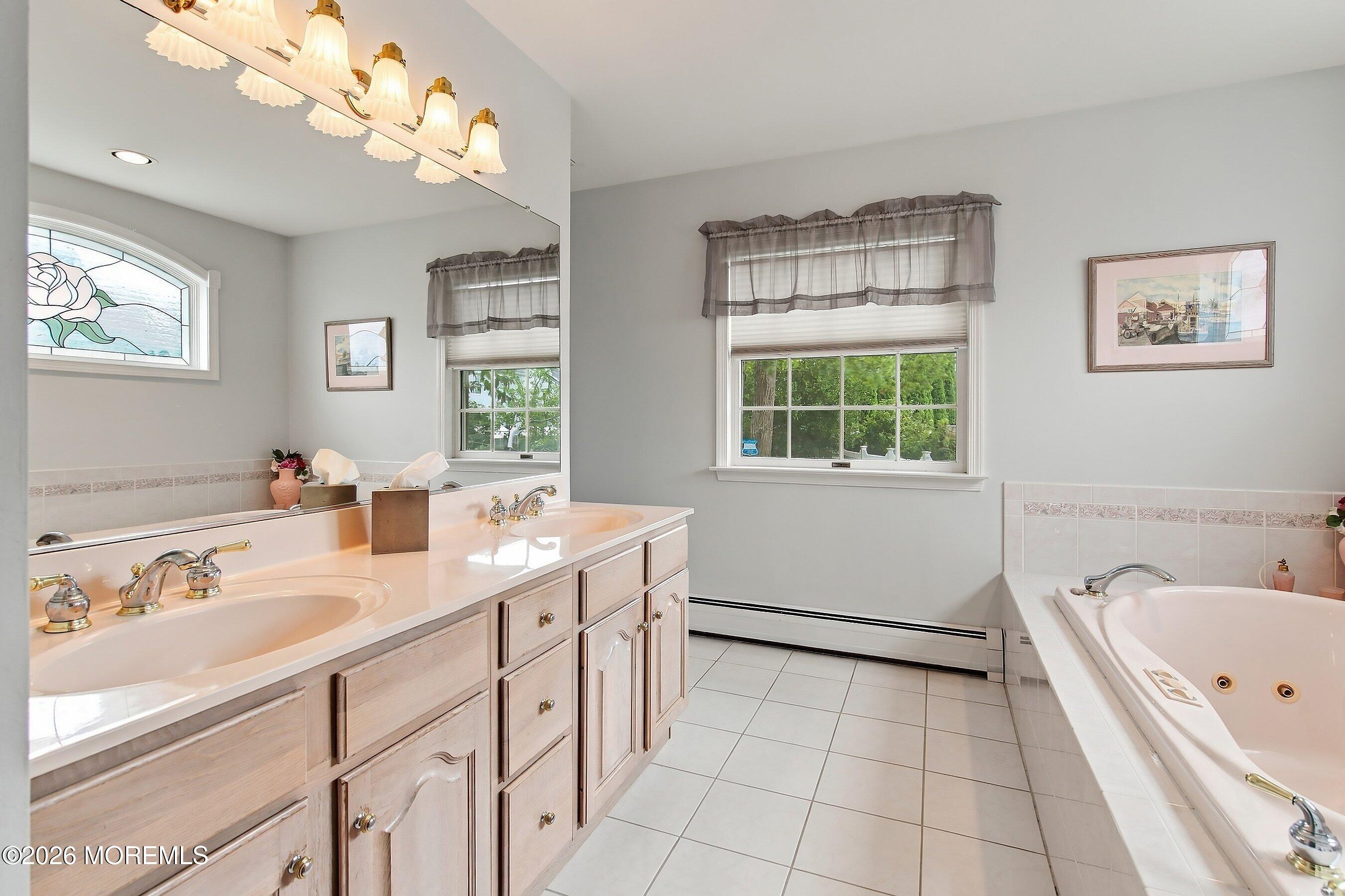105 Cruise Road Manahawkin NJ 08050