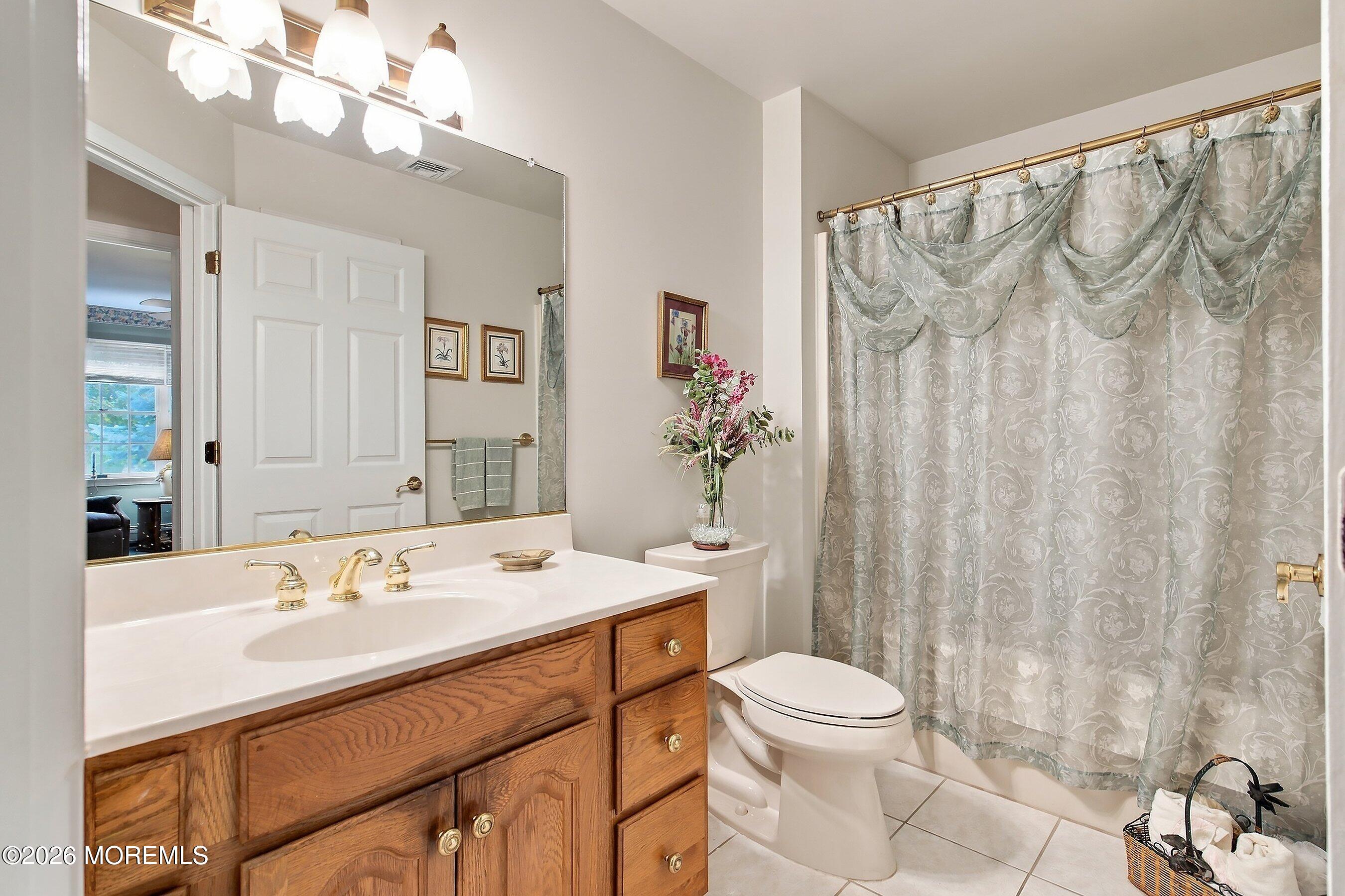 105 Cruise Road Manahawkin NJ 08050