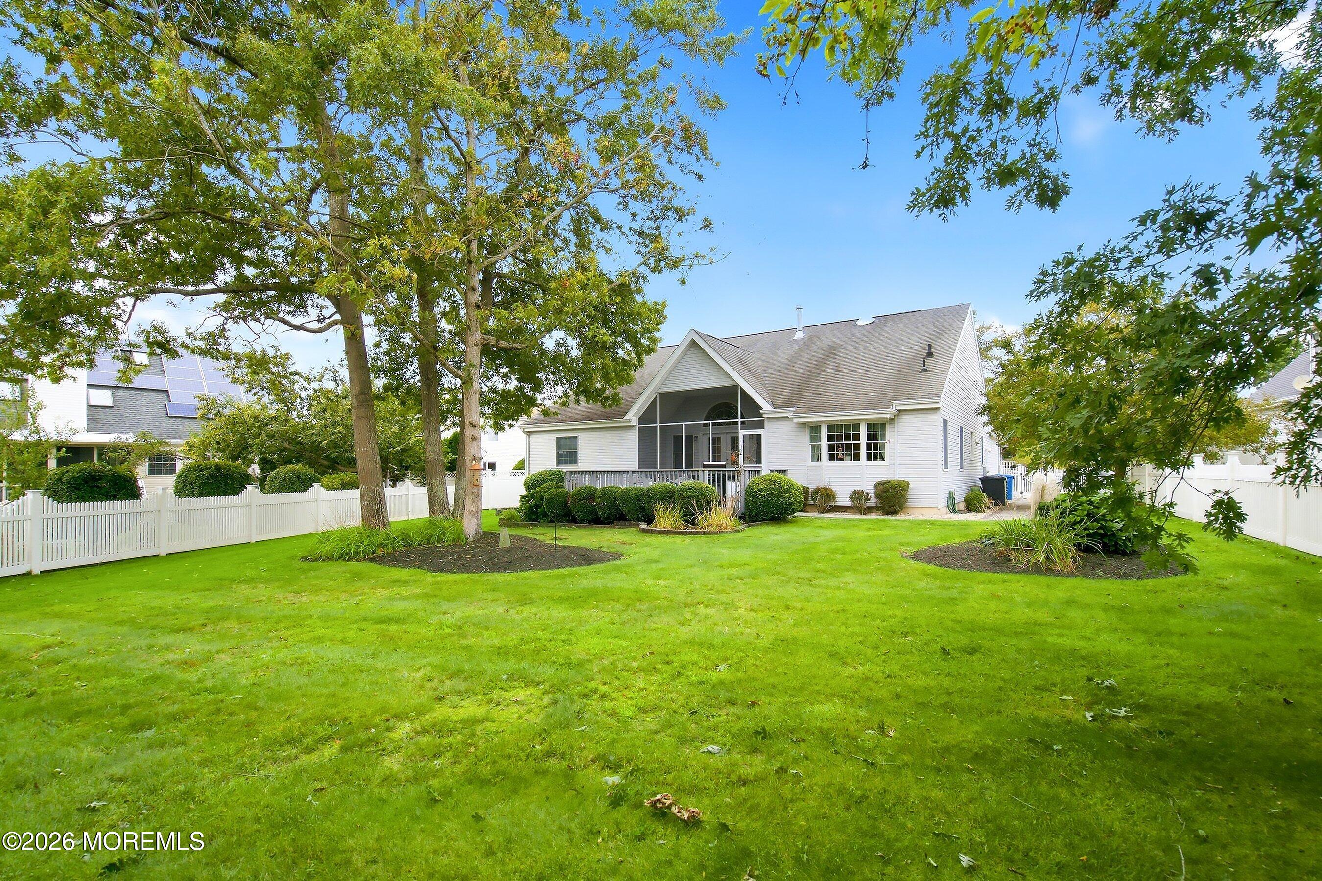 105 Cruise Road Manahawkin NJ 08050