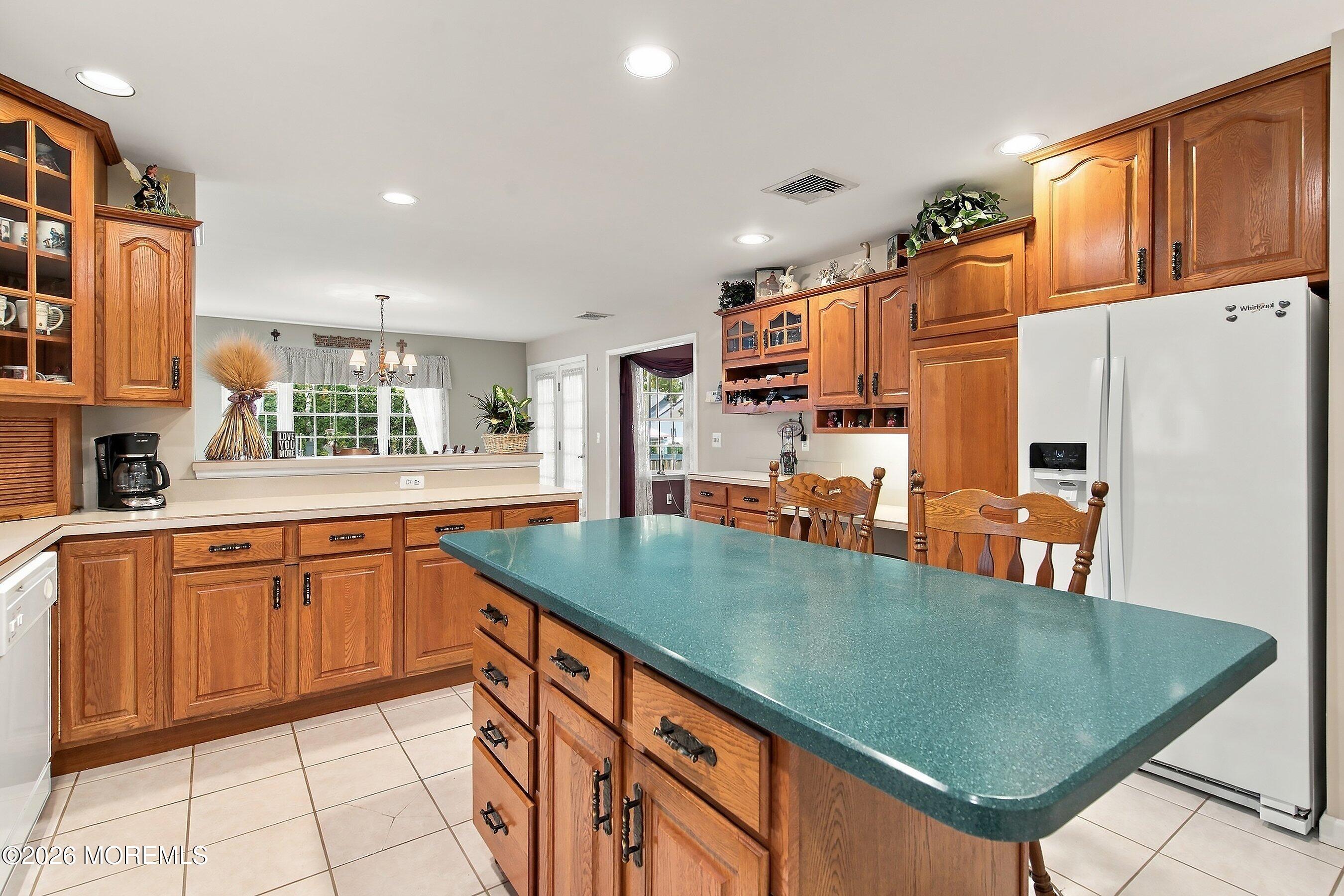 105 Cruise Road Manahawkin NJ 08050
