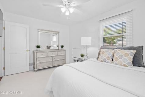 6 Pittsfield Road Howell NJ 07731