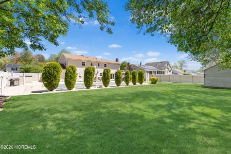 6 Pittsfield Road Howell NJ 07731
