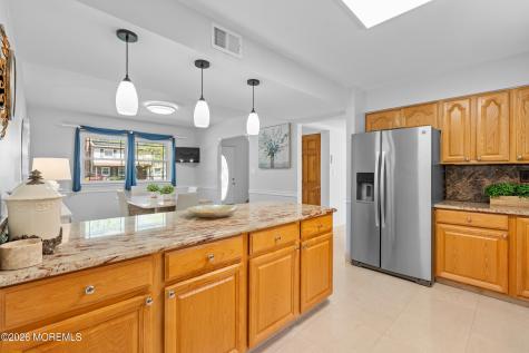 6 Pittsfield Road Howell NJ 07731