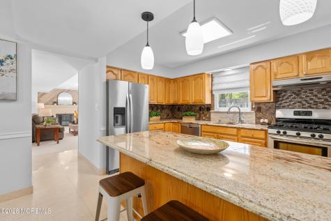 6 Pittsfield Road Howell NJ 07731