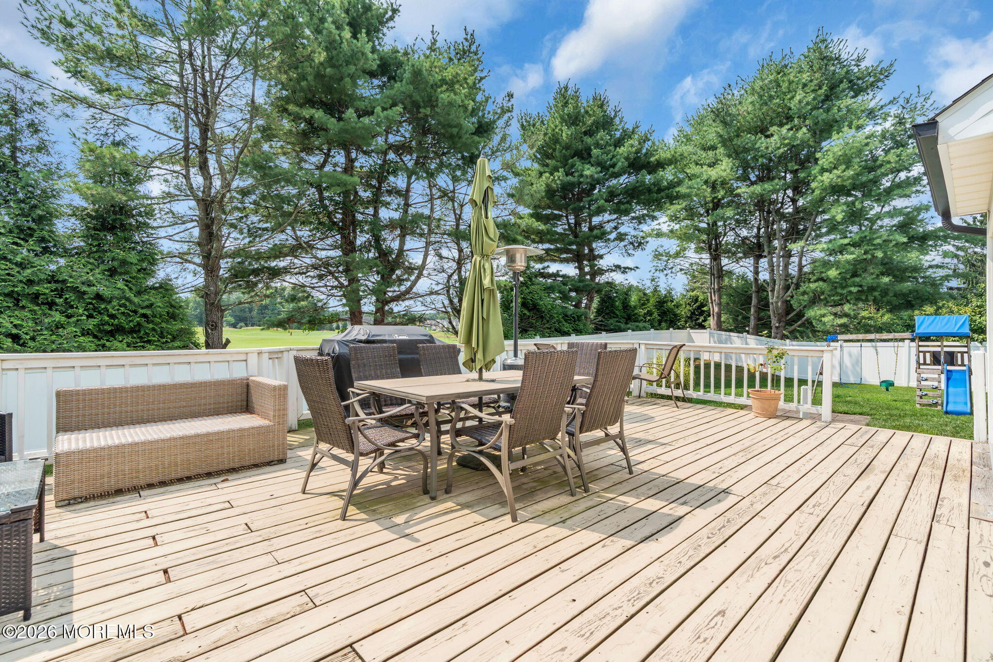 6 Snead Court Farmingdale NJ 07727