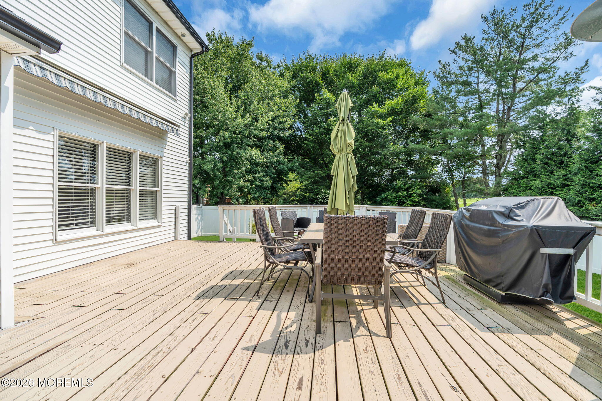 6 Snead Court Farmingdale NJ 07727