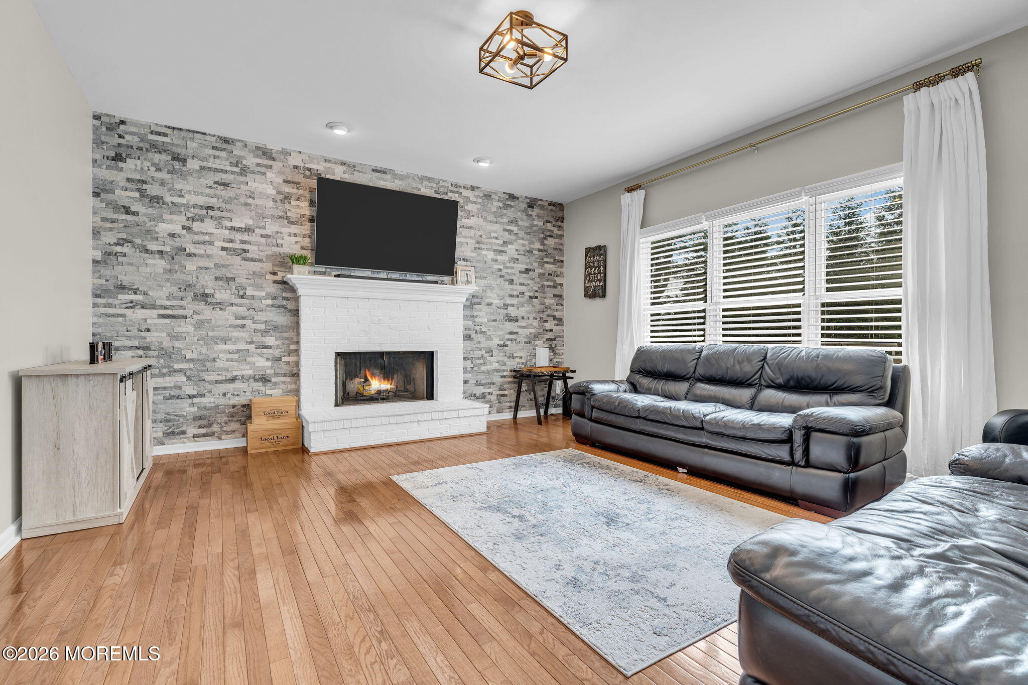 6 Snead Court Farmingdale NJ 07727