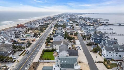 1107 Barnegat Lane Mantoloking NJ 08738