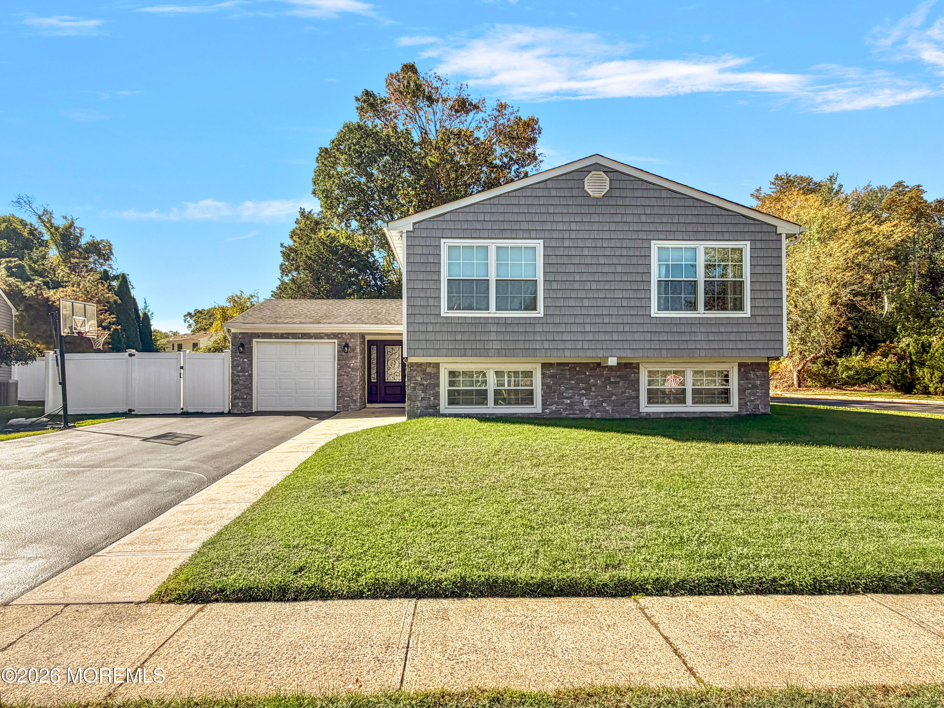 2 Hearth Court Howell NJ 07731