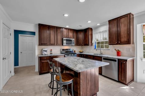 18 Camelot Terrace Jackson NJ 08527