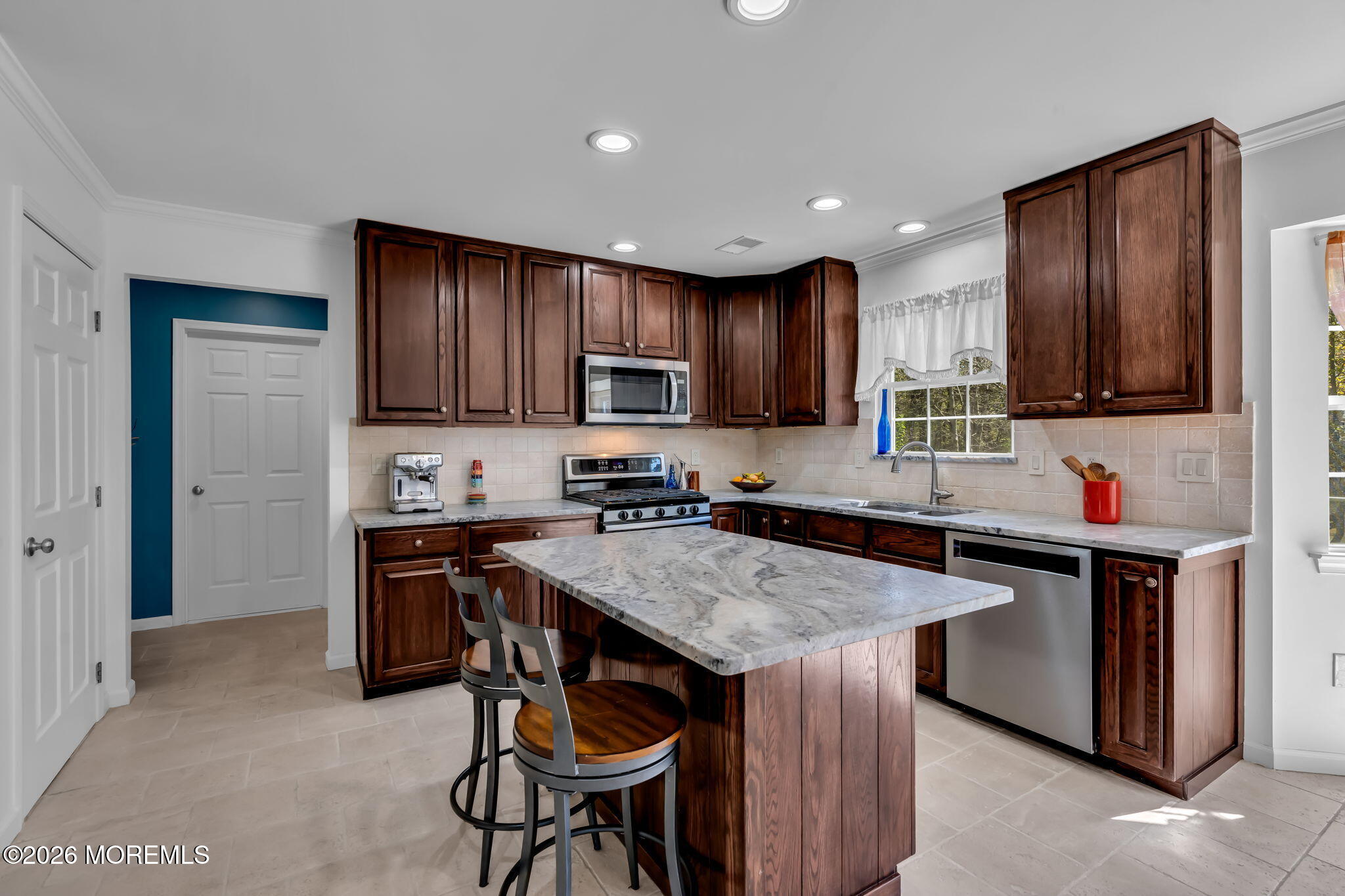 18 Camelot Terrace Jackson NJ 08527