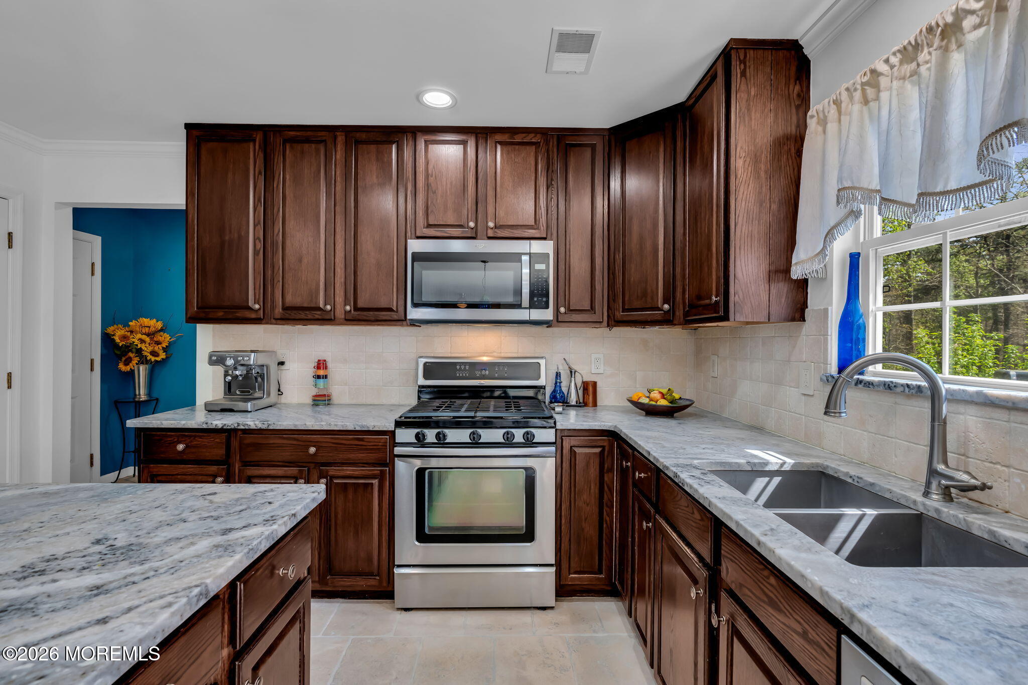 18 Camelot Terrace Jackson NJ 08527