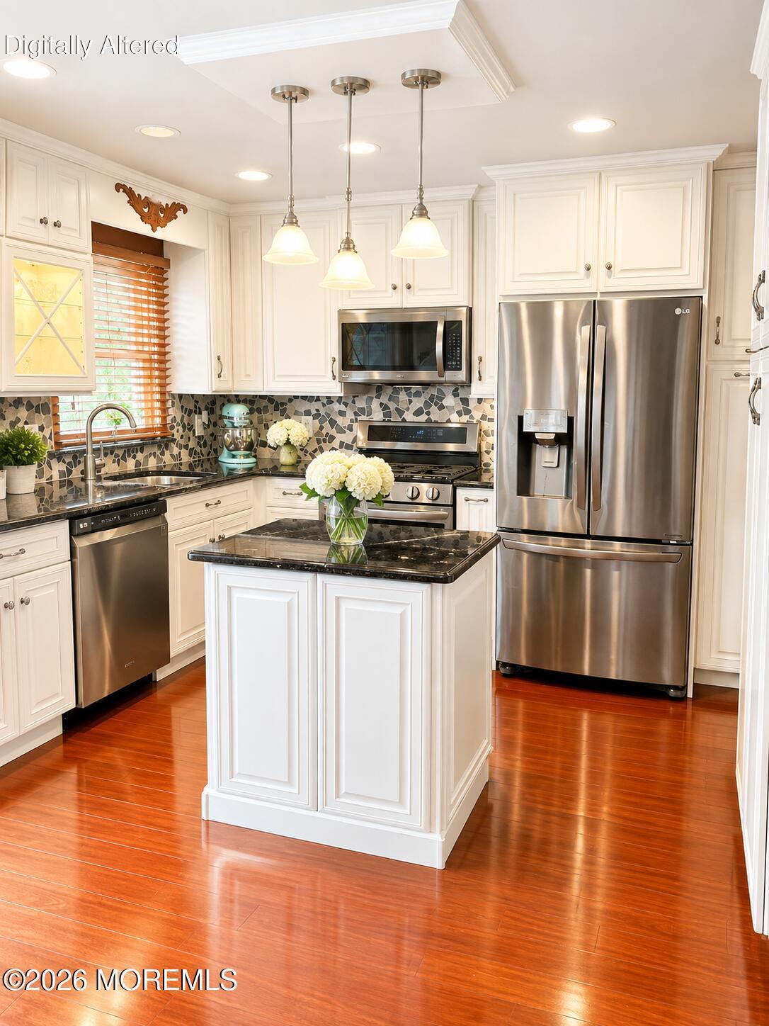 565 Sumner Avenue Belford NJ 07718