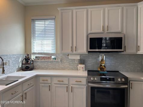 20 Winkle Court Whiting NJ 08759
