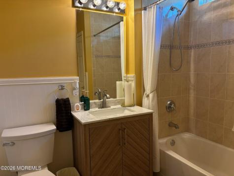 20 Winkle Court Whiting NJ 08759