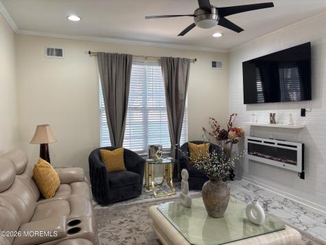 20 Winkle Court Whiting NJ 08759