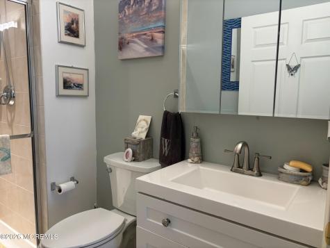20 Winkle Court Whiting NJ 08759