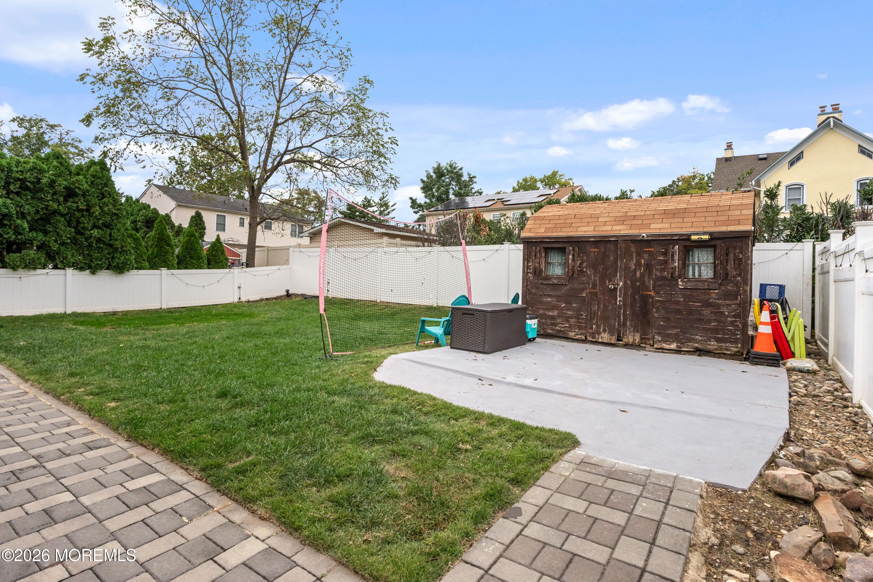 16 Vanderbilt Place Woodbridge NJ 07095