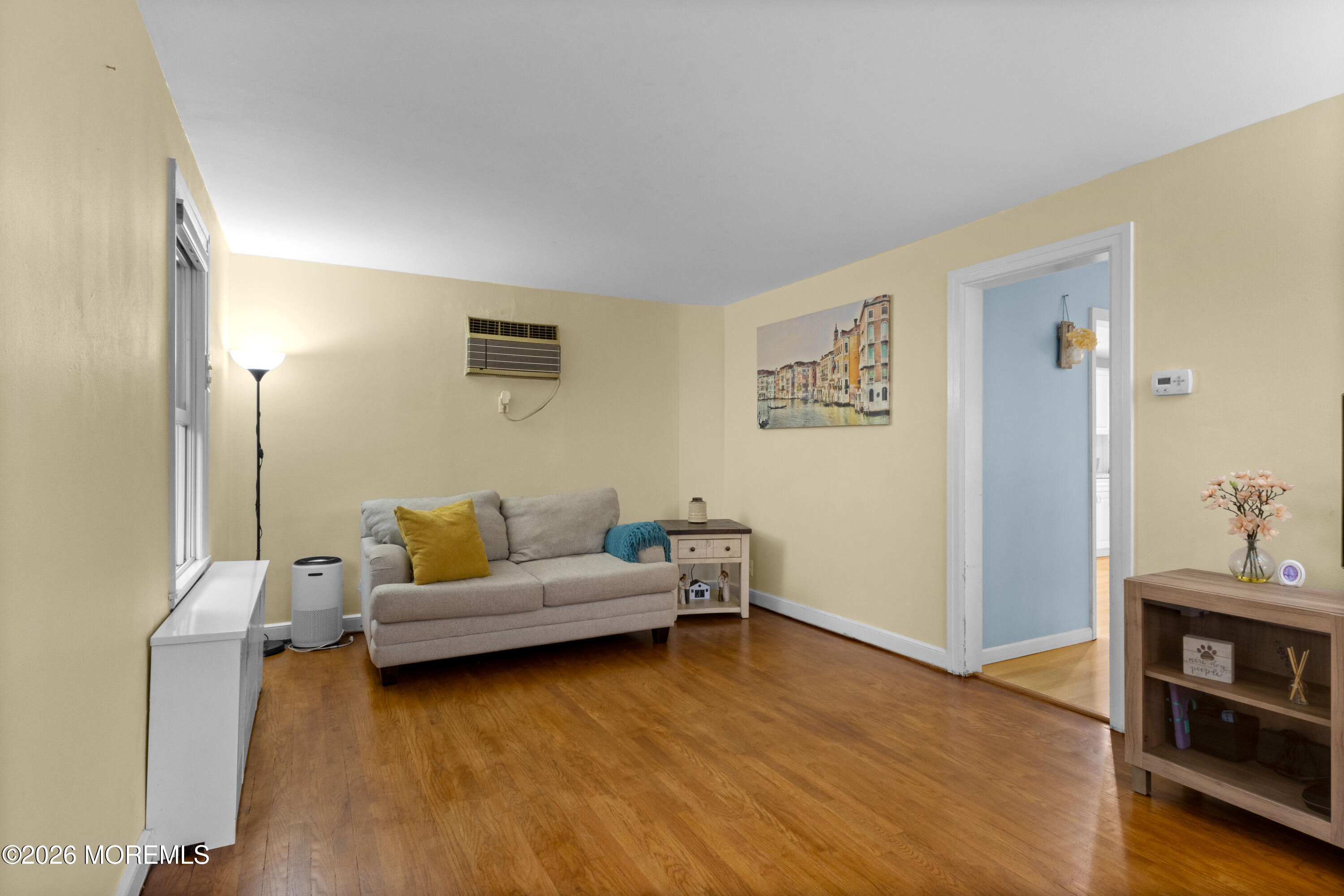 16 Vanderbilt Place Woodbridge NJ 07095