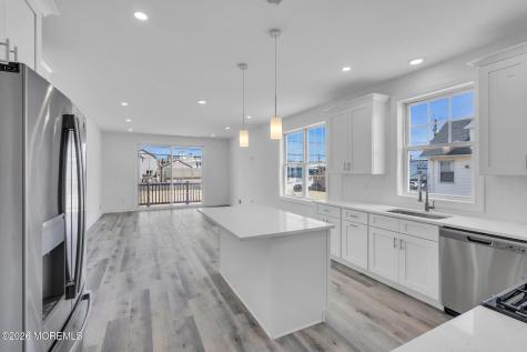 29 Hamilton Avenue Seaside Heights NJ 08751