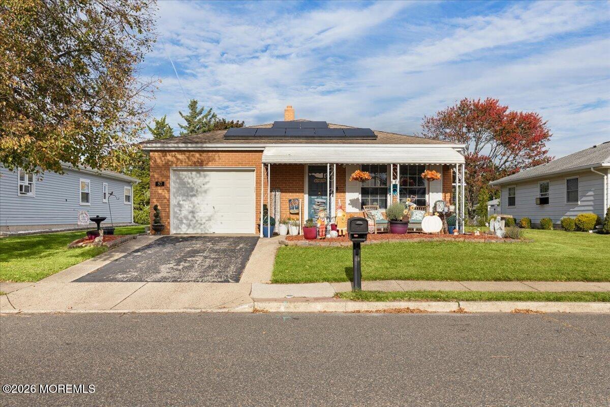 57 Hyannis Street Toms River NJ 08757