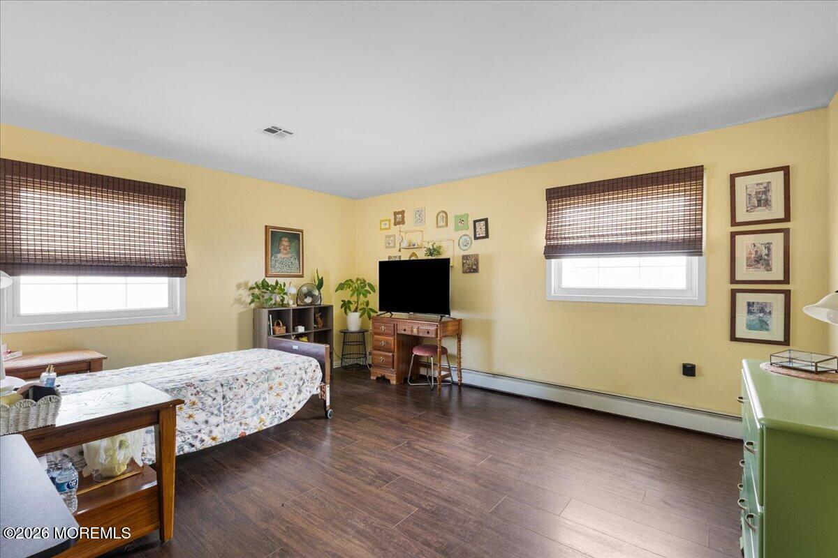 57 Hyannis Street Toms River NJ 08757