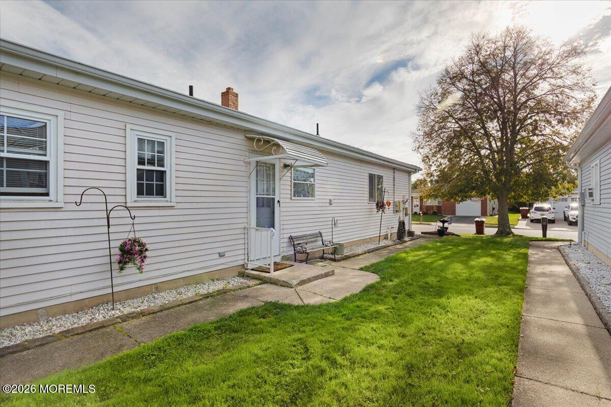 57 Hyannis Street Toms River NJ 08757