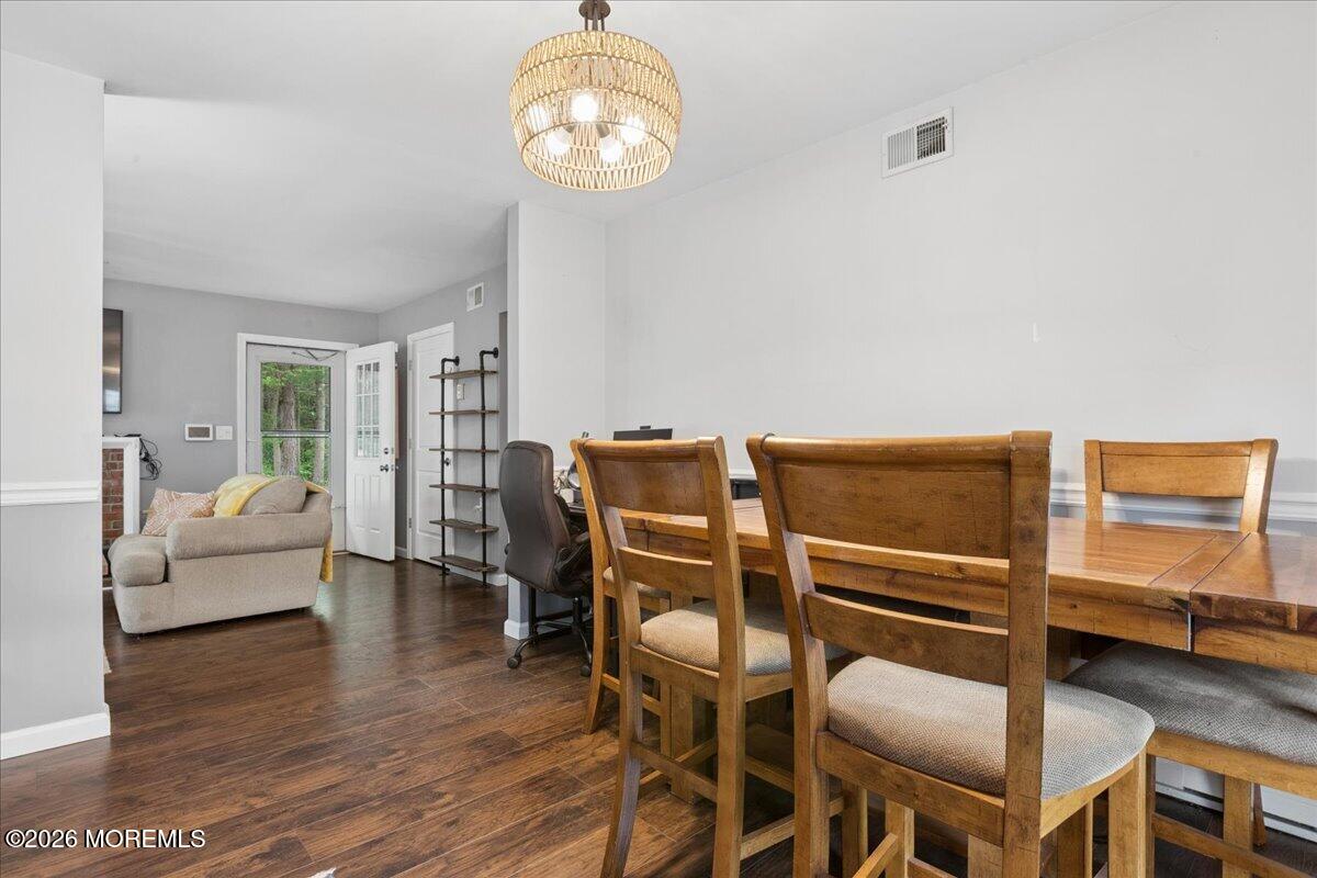 690A Friar Court Manchester NJ 08759